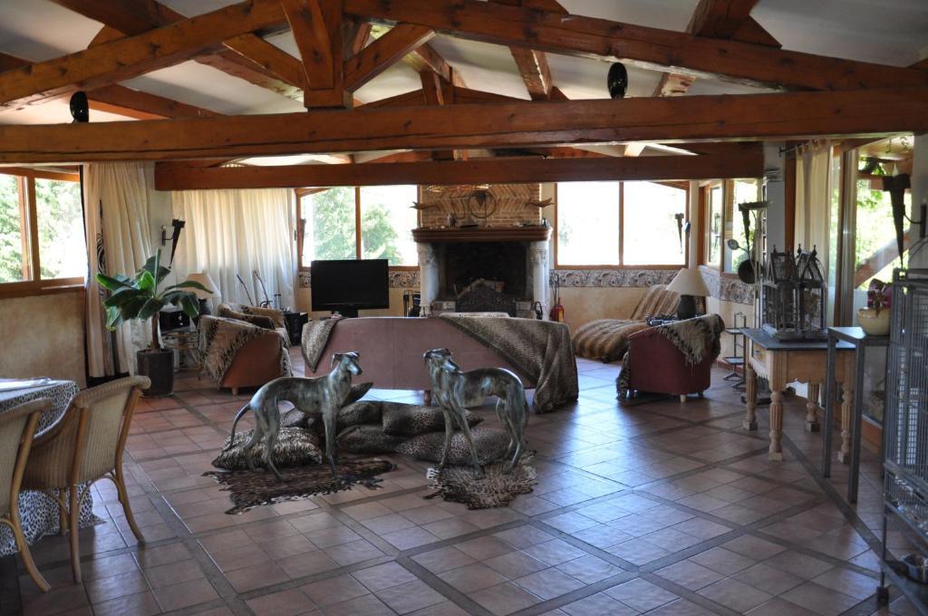 Bed and Breakfast Le Mas Shabanou Roquefort Les Pins Exteriér fotografie