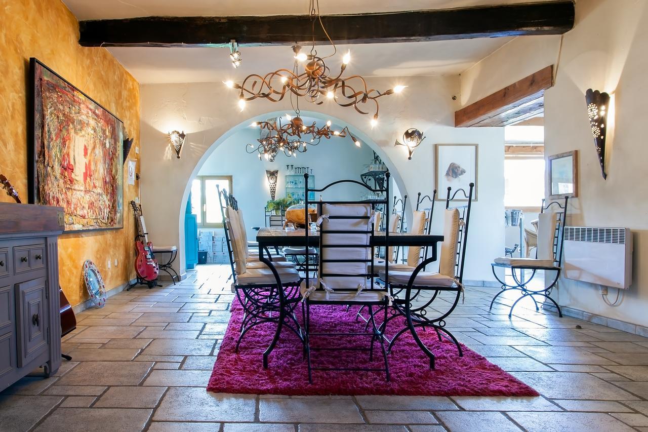 Bed and Breakfast Le Mas Shabanou Roquefort Les Pins Exteriér fotografie